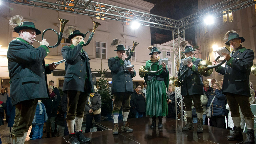 Die Lilienfelder Jagdhornbläser spielten auf.