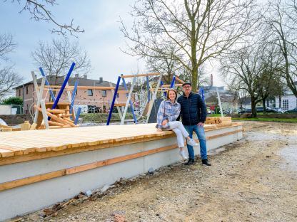 Können die Eröffnung des Sturm 19-Parks kaum noch erwarten: Carina Wenda, die seitens der Stadt mit dem Planungsprozess betraut war, und Stadtgärtner Robert Wotapek. (Foto: Arman Kalteis)