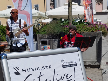 Musik klingt am Rathausplatz 