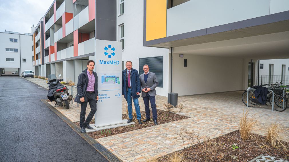 Gruppenfoto beim Gesundheitszentrum MaxMED.