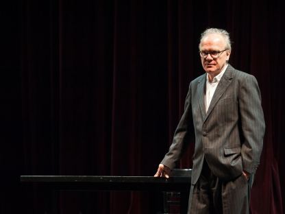 Schriftsteller Michael Köhlmeier präsentiert gemeinsam mit Organist Davide Mariano eine Reise ans Ende der Nacht im Dom. (Foto: Reinhard Werner)