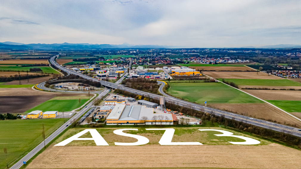 Direkt neben der Straßenmeisterei Pottenbrunn entsteht das neue Altstoffsammelzentrum 3. (Foto: Arman Kalteis)