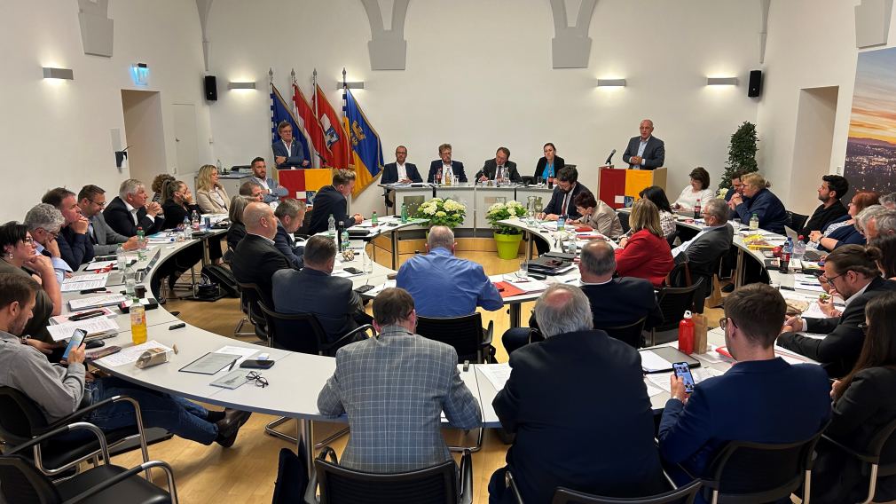 Sitzung des Gemeinderats im Rathaus. (Foto: Kainz)