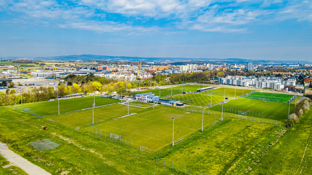 Ein Klassiker unter den Neigungsgruppen: Fußball auf der Stadtsportanlage. (Foto: Arman Kalteis)