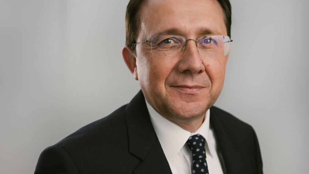Ein Portrait von Bürgermeister Matthias Stadler. (Foto: Konstatin Mikulitsch)