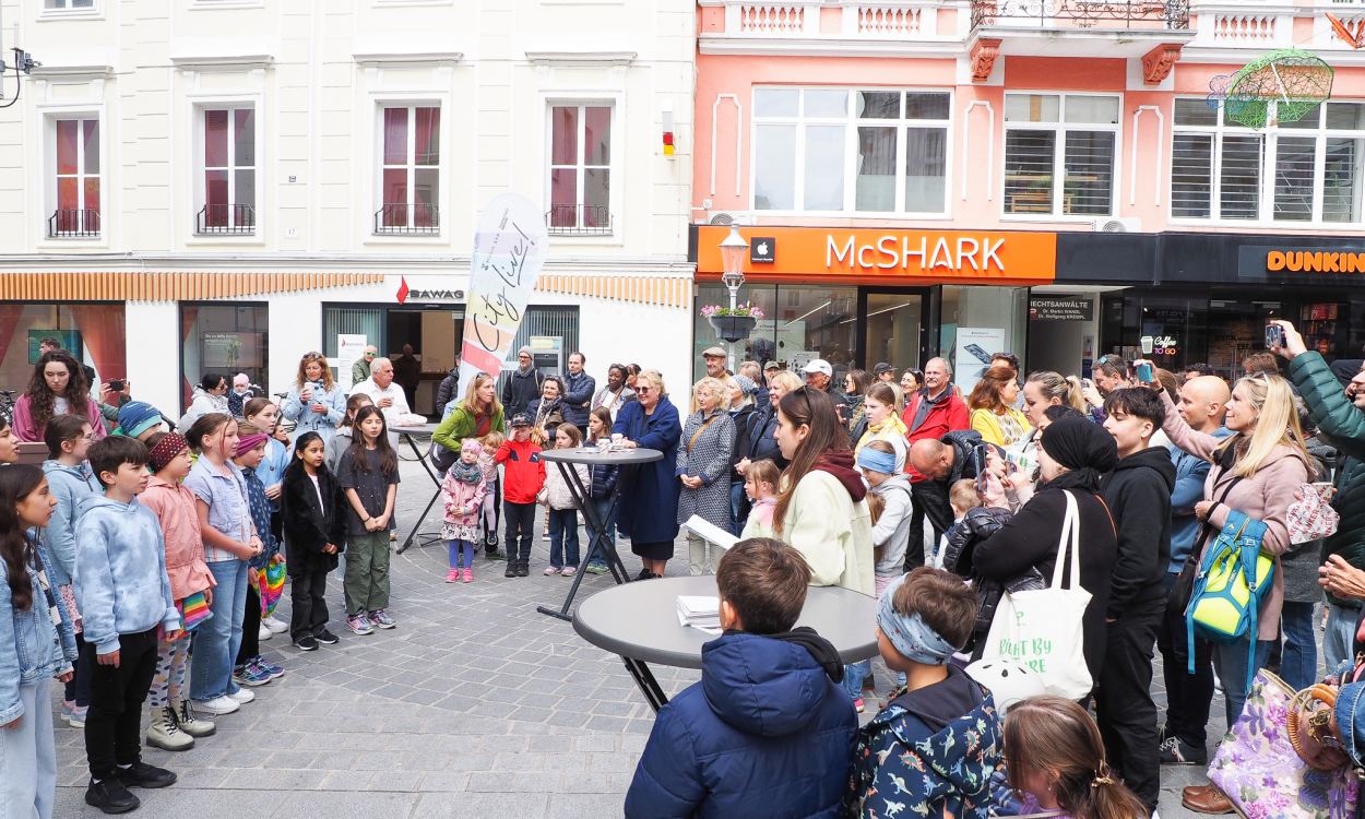 Hier spielt musik.stp City live!  - Duo Nonstop und Kinderchor 