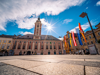 Außenansicht Rathaus St. Pölten. (Foto: Arman Kalteis)