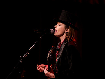 Grammy-Gewinnerin Suzanne Wega am 9. Juli im VAZ. (Foto: Ehud Lazin)