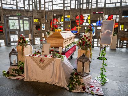 Das Foto zeigt die Zeremonienhalle am Hauptfriedhof. (Foto: Christian Krückel)