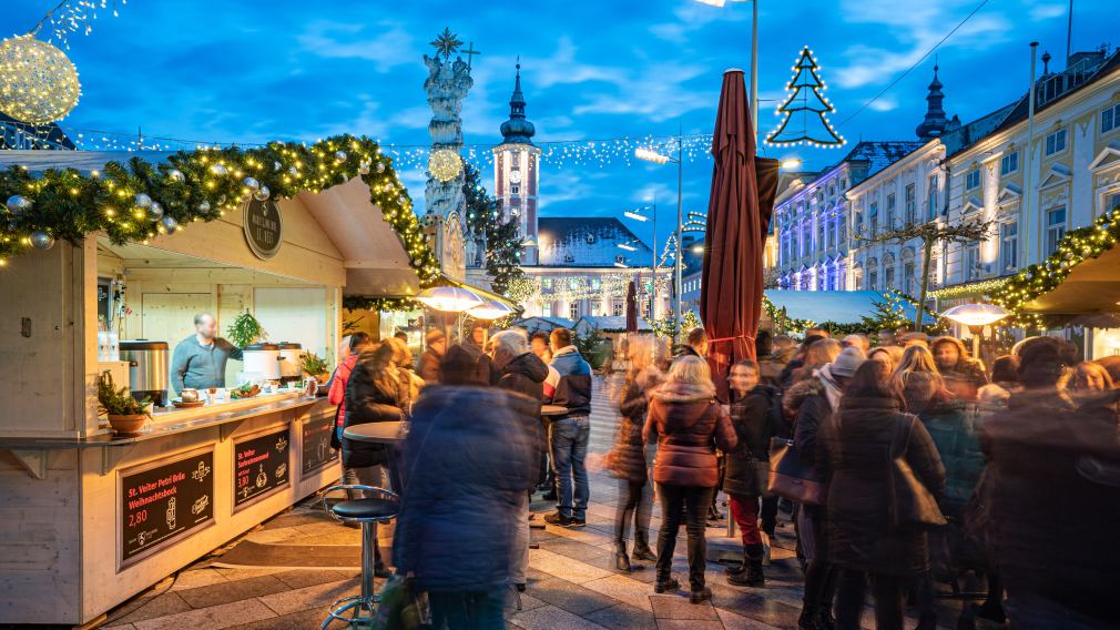 Der märchenhafte Christkindlmarkt lädt heuer wieder zum geselligen Beisammensein. (Foto: Josef Bollwein)