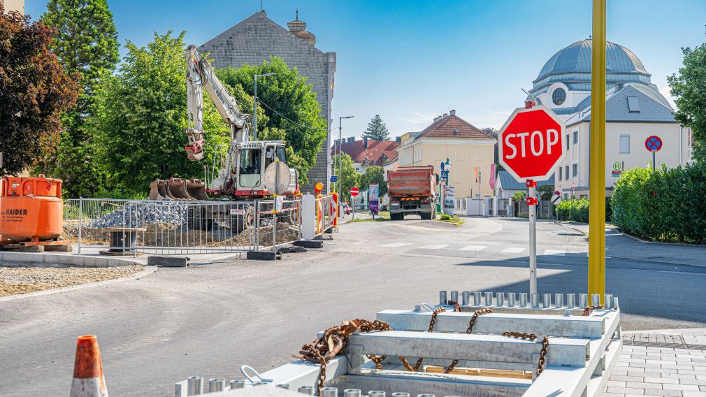 Die Baustelle am Promenadenring in Blickrichtung Ehemaliger Synagoge. (Foto: Christian Krückel)