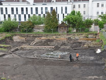 Die archäologischen Ausgrabungen auf dem Grund der Diözese St. Pölten. (Foto: Josef Vorlaufer)
