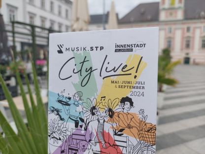 Im Mai, Juni, Juli und September spielen Künstlerinnen und Künstler unterschiedlichster Genres in der Innenstadt. Foto: Lukas Kalteis