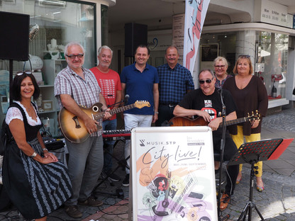 Musik klingt rund um den Herrenplatz