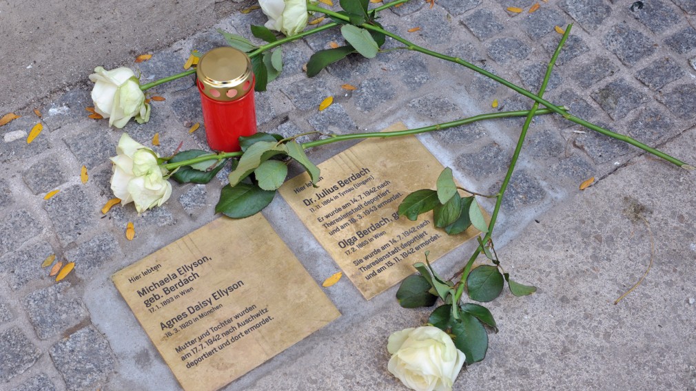 "Steine der Erinnerung". (Foto: Josef Vorlaufer)