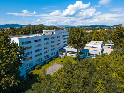 Luftansicht der Volkshochschule St. Pölten. (Foto: Arman Kalteis)