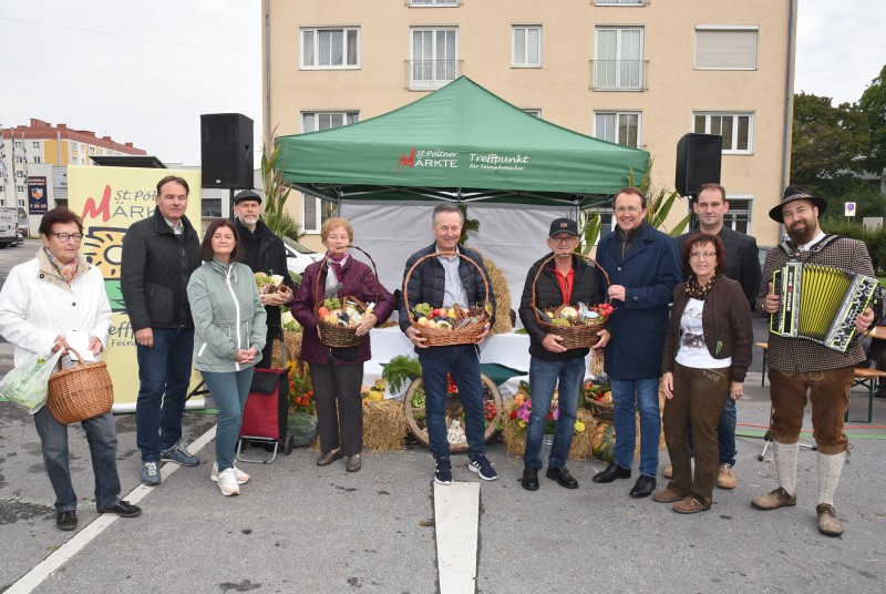 Erntedankfest Markt Josefskirche