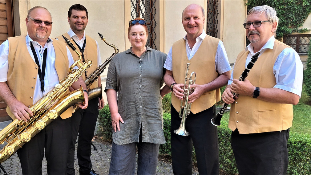 Das Dixie-Quartett mit Robert Rosenthaler und Josef Fahrngruber spielte im Karmeliterhof auf.