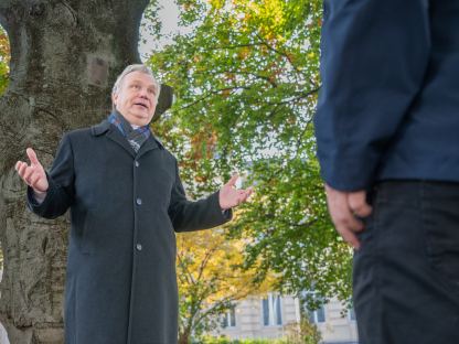 tBaumexperte Martin Steinbauer im Interview mit dem Konkret. (Foto: Arman Kalteis)