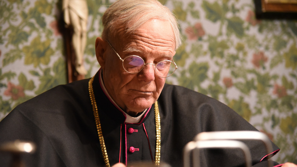  Schauspieler Johannes Seilern als Bischof Michael Memelauer. (Foto: Gerhard Mader). 