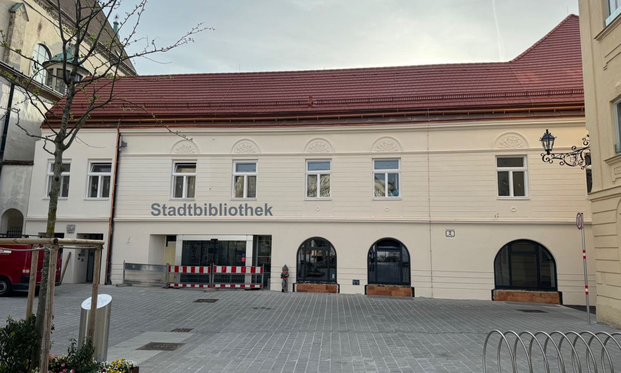 Stadtbibliothek wird Zentrum für Geschichten und Lesevergnügen am Domplatz