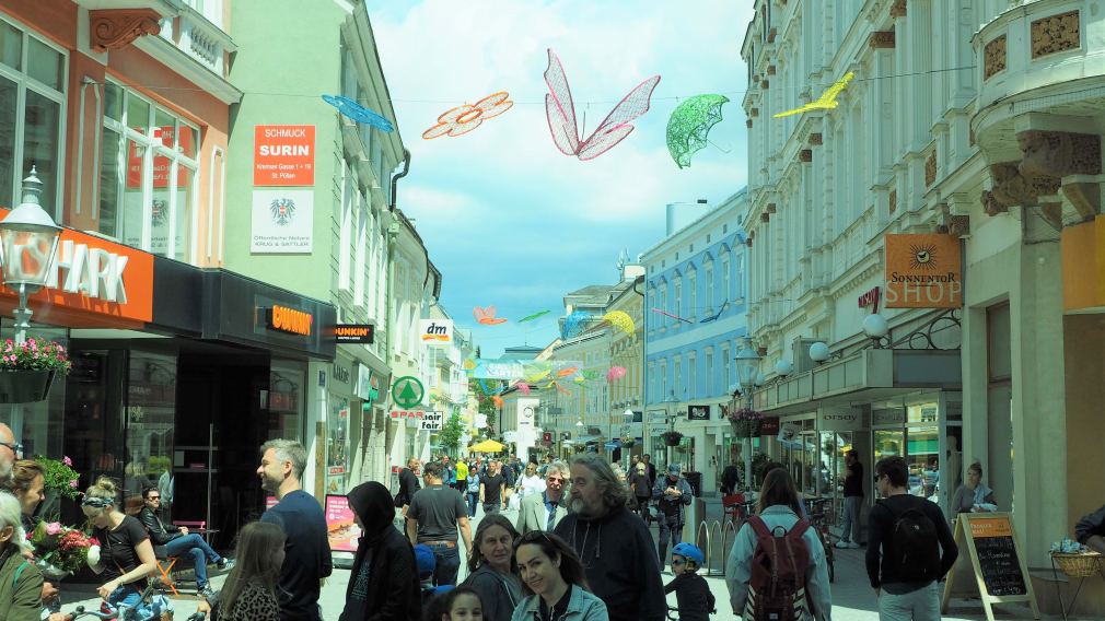 Die bunte besondere Innenstadt war am Samstag sehr belebt.