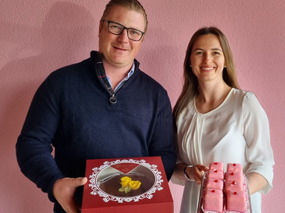 Andreas und Katharina Brandstetter eröffnen am Samstag das umgebaute Punschkrapferl. (Foto: privat)