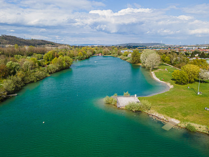 Drohnenaufnahme Ratzersdorfer See. (Foto: Arman Kalteis)
