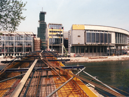 Der Bau des Regierungsviertels. (Foto: Stadtarchiv St. Pölten)