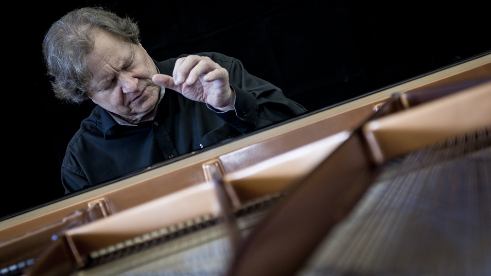 Roland Batik an Piano. (Foto: Christian Prenner)