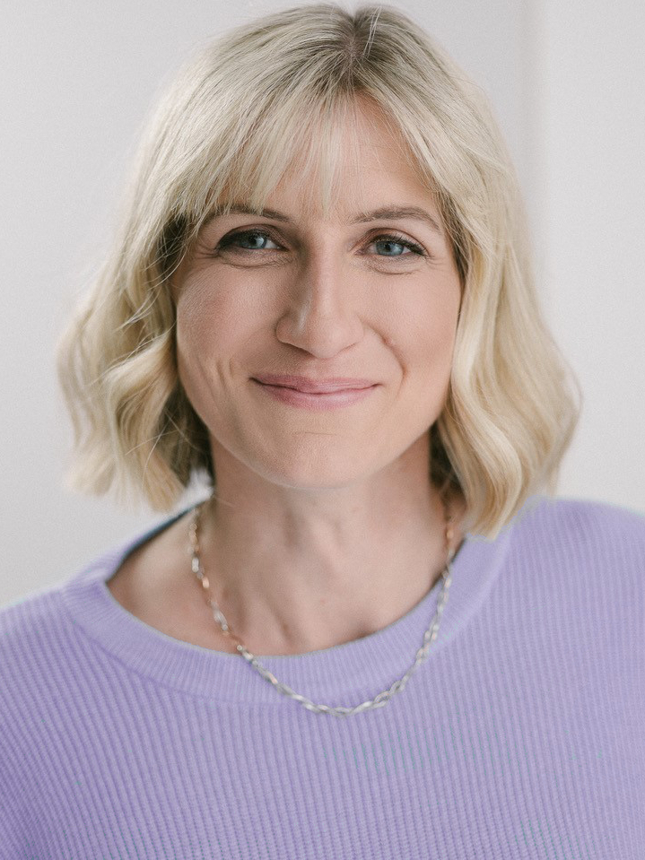 AS08 flieder Andrea Simson