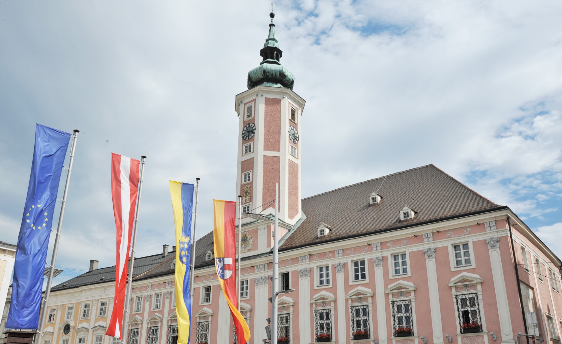 Bruckneudorf kleinanzeigen sie sucht ihn, Schwertberg single 