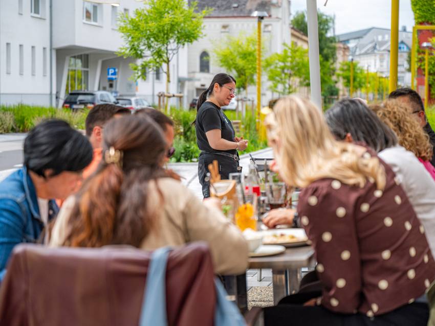 Der Schanigarten auf der Promenade. (Foto: Christian Krückel)